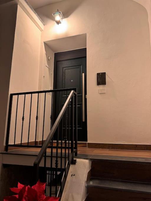 Domus Miraculi: Casa Storica Nel Cuore Di Napoli Nápoles Exterior foto